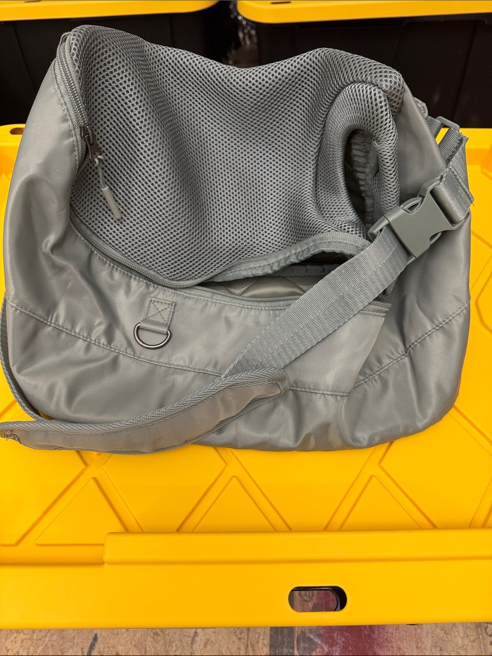 New w/o tag Top Paw On-the-Go Sling Dog Carrier Lightweight Everyday Carry